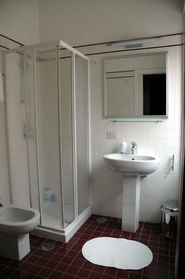 B&B Bed And Business Рим Екстер'єр фото